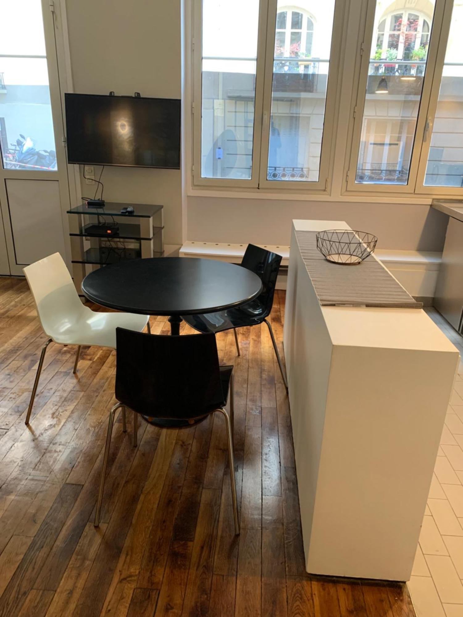 Apartament Loft Montmartre Au Pieds Des Vignes Paryż Zewnętrze zdjęcie
